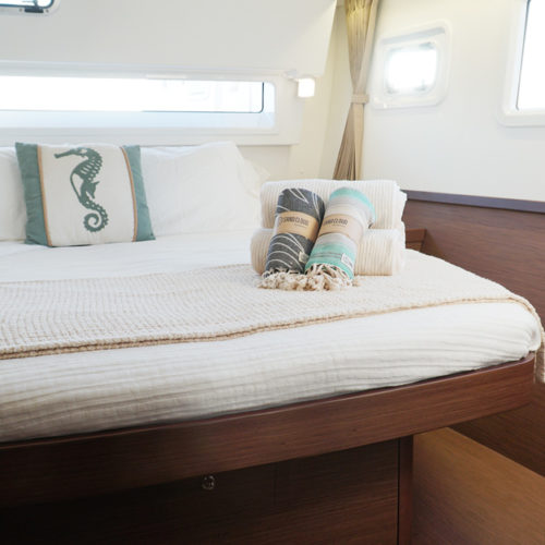 Aft Stateroom - CruiseNautic - Lagoon 42